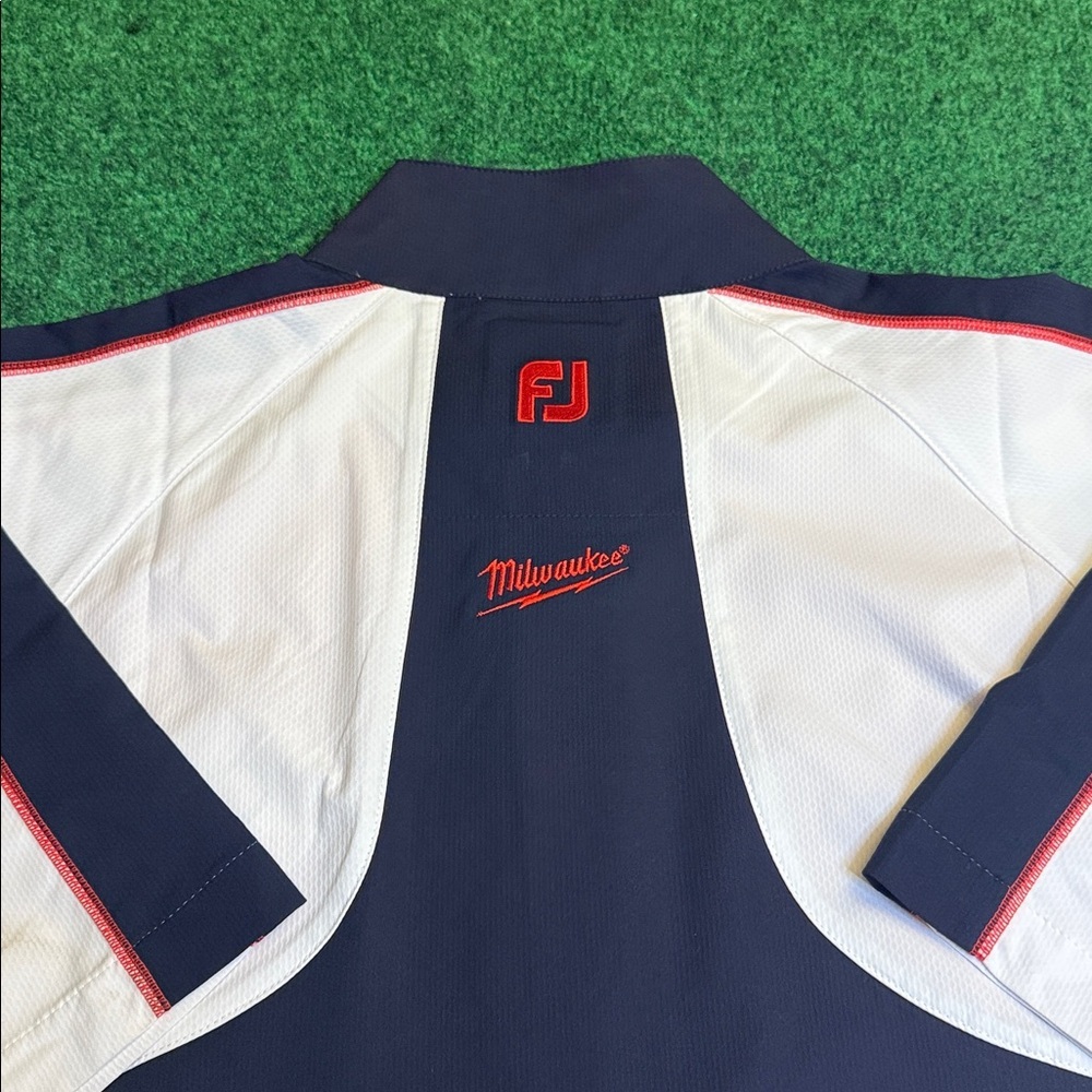 FootJoy: Short Sleeved Wind/ Weather Resistant Q-Zip (Red,White,Blue / Medium)